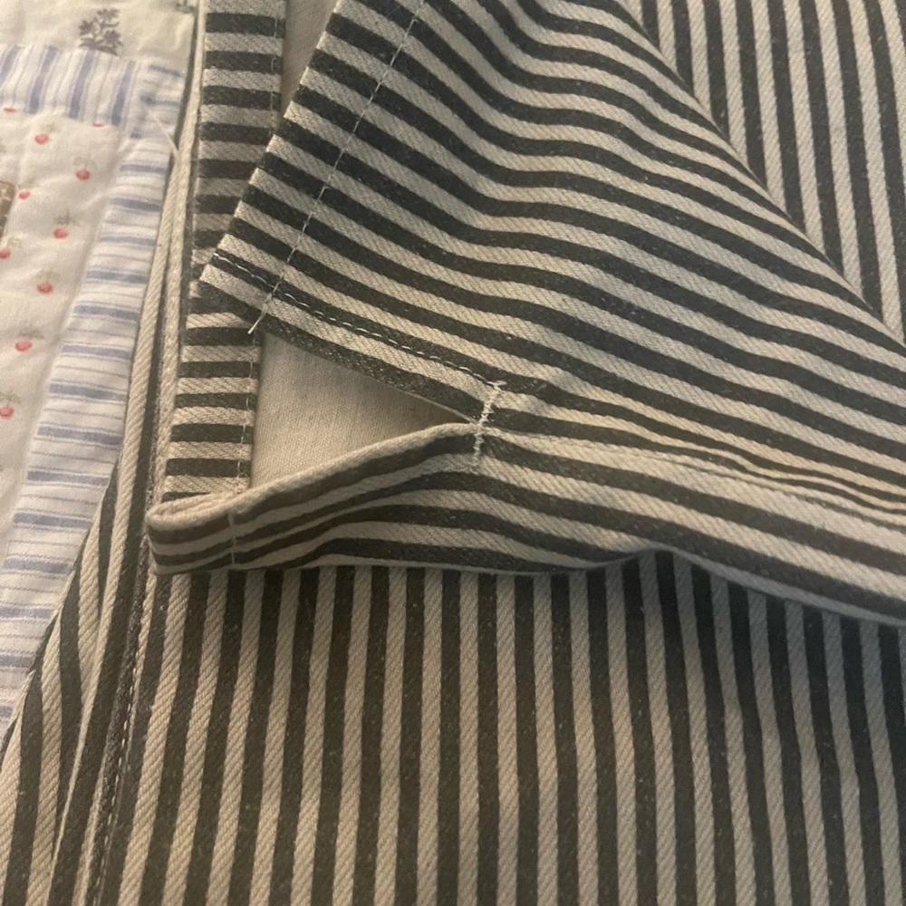 Pants - Picture 5 of 7